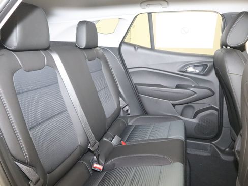 New 2026 Chevrolet Trax LT w/ Driver Confidence Package FWD image 21