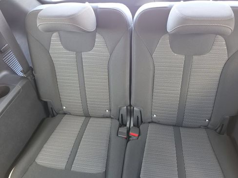 New 2026 Kia Sorento LX FWD image 17