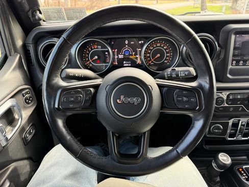 Used 2020 Jeep Wrangler Unlimited Sport image 22