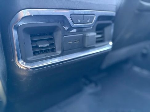 Used 2020 GMC Sierra 2500 AT4 w/ AT4 Premium Package AWD/4WD image 16