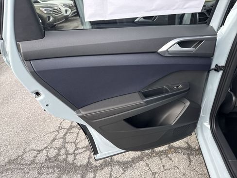 New 2026 Volkswagen Taos SEL image 26