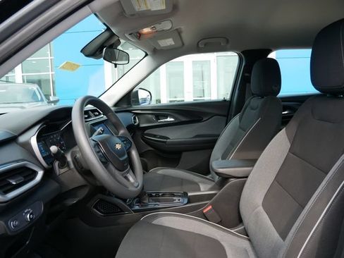 Used 2023 Chevrolet TrailBlazer LS FWD image 7