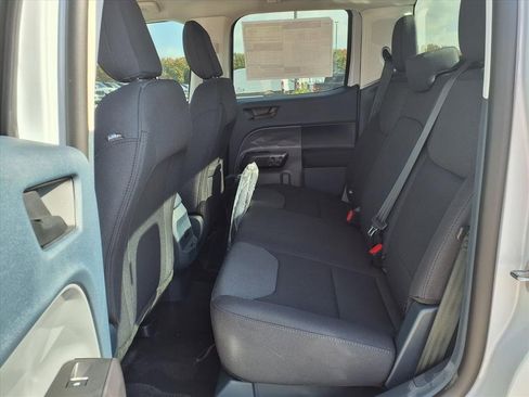 New 2025 Ford Maverick XL w/ Equipment Group 101A image 18