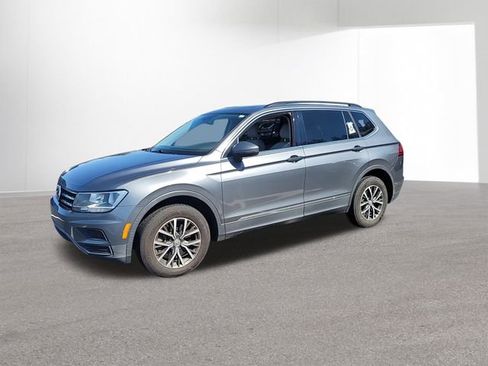 Used 2018 Volkswagen Tiguan SEL image 4