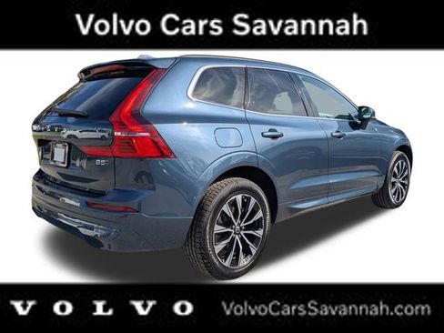 Certified 2023 Volvo XC60 B5 Core image 5