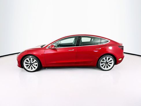 Used 2018 Tesla Model 3 Mid Range image 4