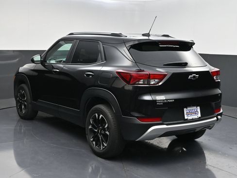 Used 2023 Chevrolet TrailBlazer LT w/ Convenience Package AWD/4WD image 5