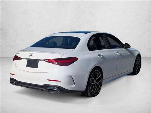 Used 2022 Mercedes-Benz C 300 Sedan image 5