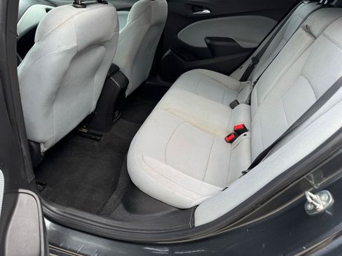 Used 2019 Chevrolet Cruze LT w/ Convenience Package FWD image 17
