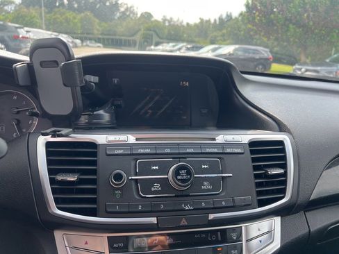 Used 2013 Honda Accord Sport image 12