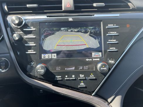 Used 2018 Toyota Camry XSE w/ Four Season Floor Mat Package FWD image 19
