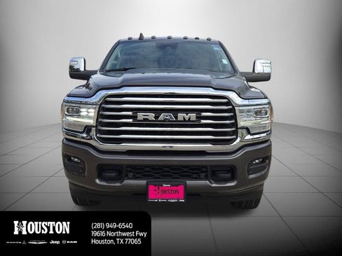 Used 2023 RAM 2500 Limited image 9
