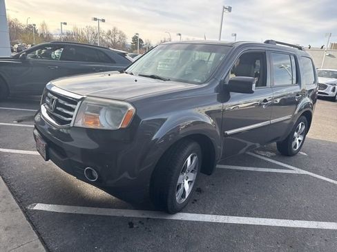 Used 2014 Honda Pilot Touring image 1