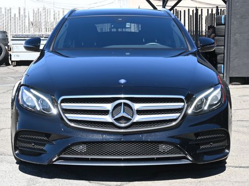 Used 2017 Mercedes-Benz E 400 4MATIC Wagon image 9