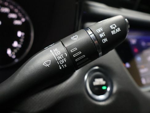 Used 2023 Cadillac XT5 Luxury image 41