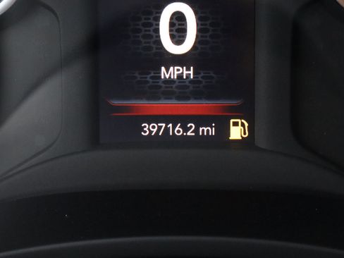 Used 2024 RAM 2500 Big Horn image 33