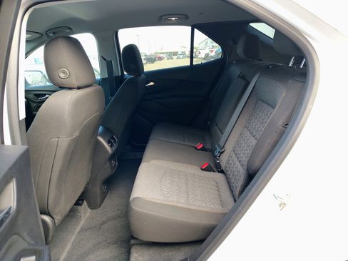 Used 2024 Chevrolet Equinox LT AWD/4WD image 13