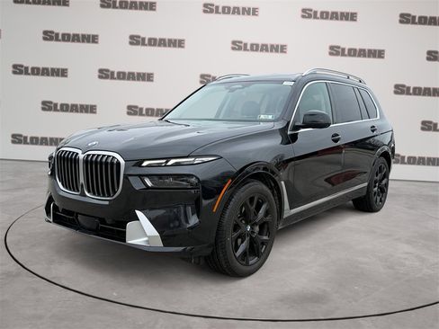 Certified 2023 BMW X7 xDrive40i w/ Premium Package image 1