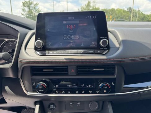 Used 2025 Nissan Rogue SV w/ Rock Creek Premium Package AWD/4WD image 23