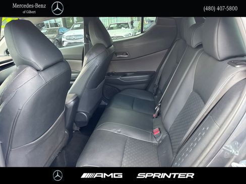 Used 2022 Toyota C-HR Limited image 17