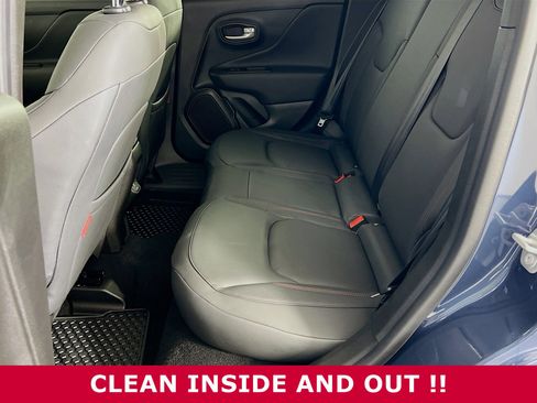 Used 2023 Jeep Renegade Trailhawk w/ Trailhawk Elite Group image 5