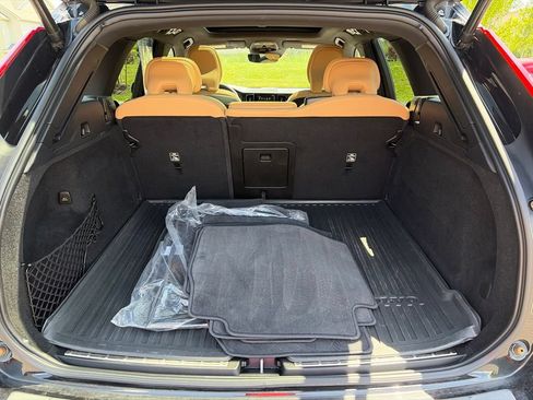 Used 2021 Volvo XC60 T6 Inscription w/ Advanced Package AWD/4WD image 13