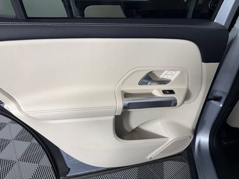 Certified 2025 Mercedes-Benz GLB 250 4MATIC image 26