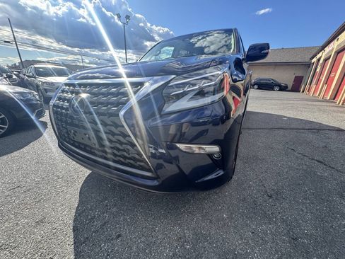 Used 2020 Lexus GX 460 Premium w/ Premium Package AWD/4WD image 16