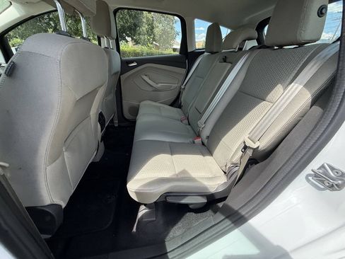Used 2017 Ford C-MAX SE w/ Cargo Management Package FWD image 11