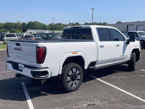Used 2026 GMC Sierra 2500 Denali w/ Denali Reserve Package AWD/4WD image 3
