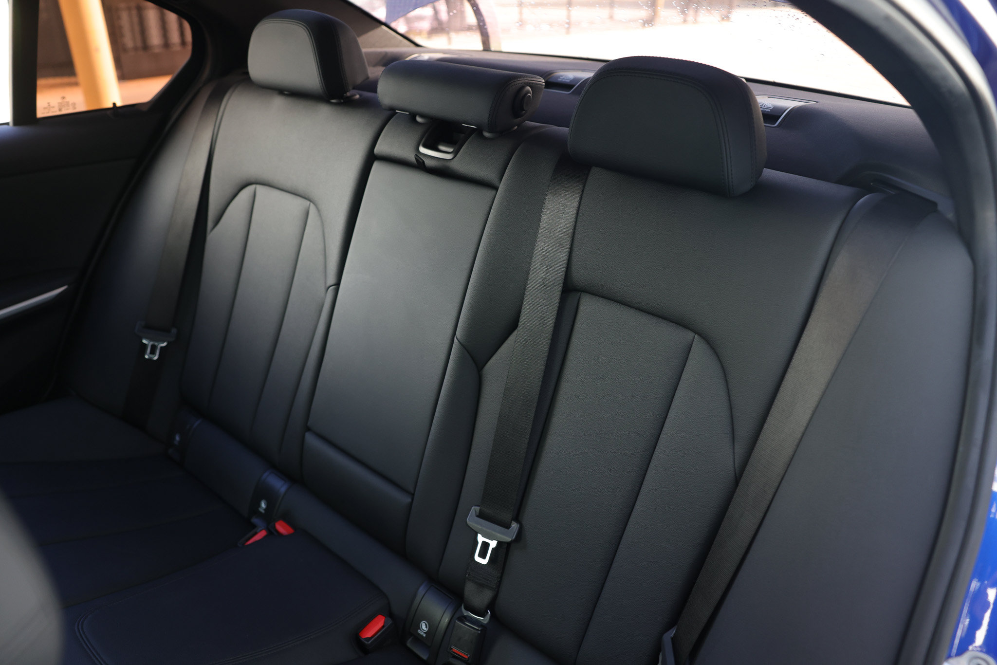 Used 2021 BMW M340i RWD image 12