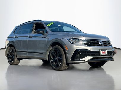 Used 2023 Volkswagen Tiguan SE R-Line