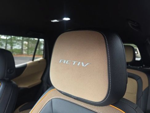 Used 2025 Chevrolet Equinox ACTIV AWD/4WD image 7
