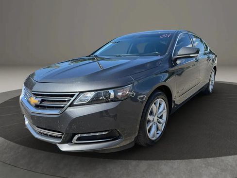 Used 2019 Chevrolet Impala LT FWD image 1