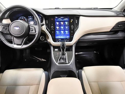Used 2022 Subaru Outback Premium AWD/4WD image 3