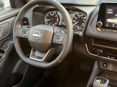 New 2026 Nissan Rogue SV w/ Cold Weather Package AWD/4WD image 12