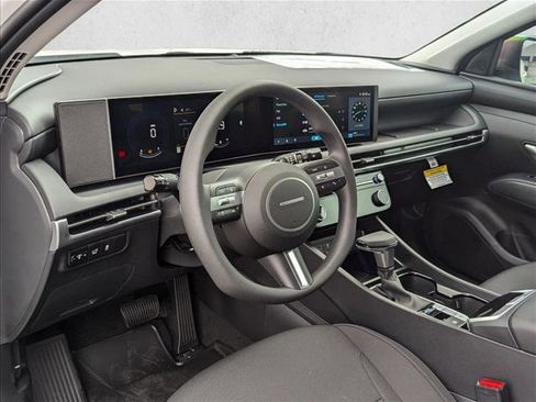 Used 2025 Hyundai Tucson SEL FWD image 3