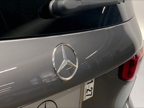 Used 2026 Mercedes-Benz GLB 250 image 14