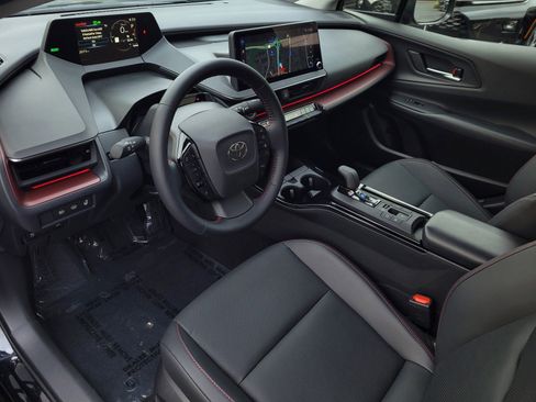 Certified 2026 Toyota Prius Plug-In Hybrid image 8