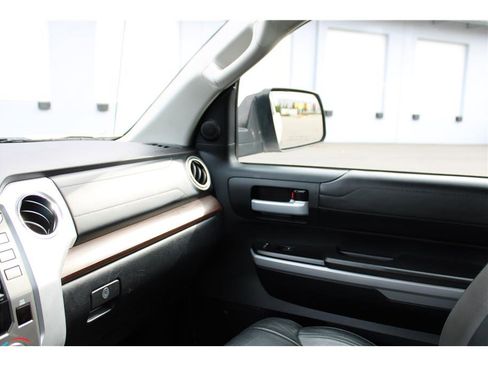 Used 2019 Toyota Tundra Limited image 32