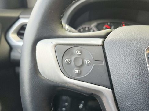 Used 2019 GMC Acadia SLT FWD image 21