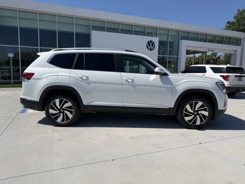 New 2026 Volkswagen Atlas SEL AWD/4WD image 2