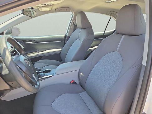 Used 2022 Toyota Camry LE FWD image 15