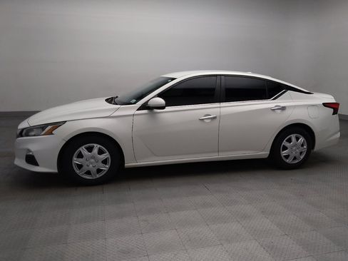 Used 2020 Nissan Altima 2.5 S FWD image 2