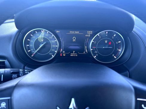 Used 2022 Maserati Levante Modena AWD/4WD image 14