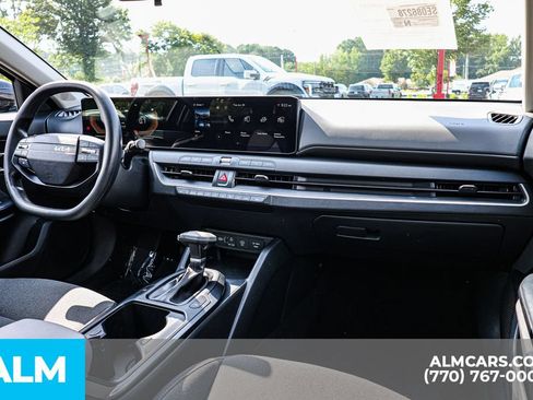 Used 2025 Kia K4 FWD image 29