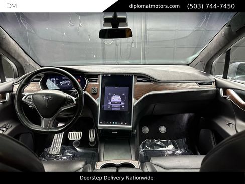Used 2016 Tesla Model X Performance image 24