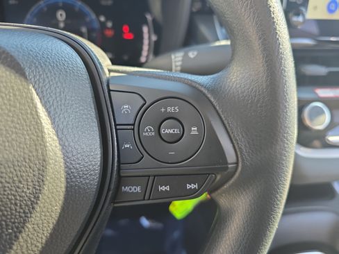 Used 2026 Toyota Corolla LE image 19