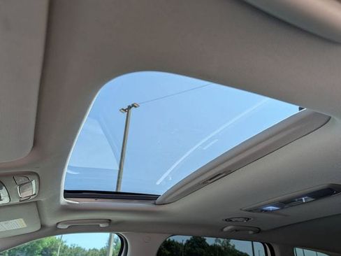 Used 2024 Kia Telluride S w/ S Sunroof Package FWD image 23