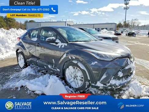 Used 2021 Toyota C-HR LE image 5